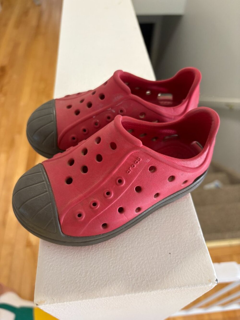 CROCS Kids Bump It Shoes Water Shoes Red Grey Toddler Size 7